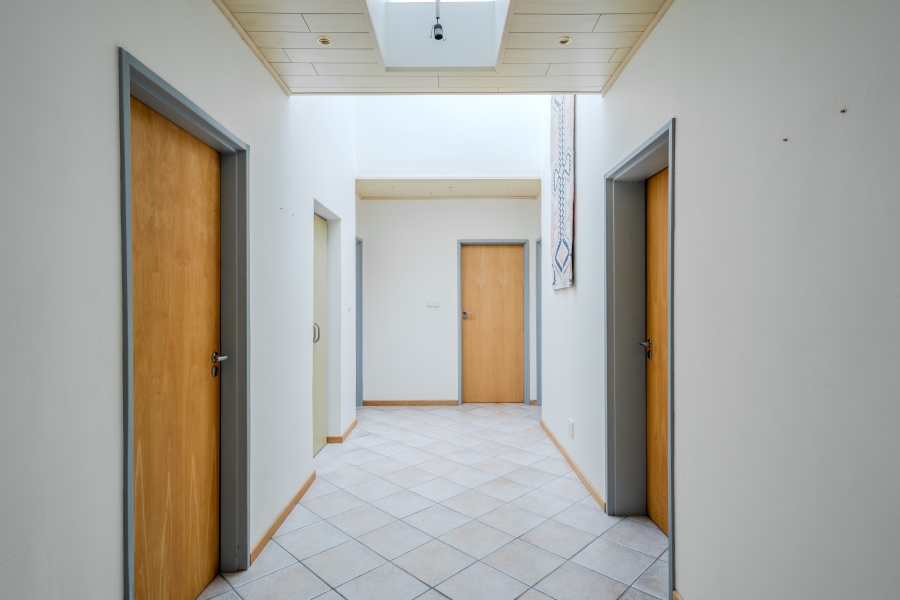 4 Bedroom Property for Sale in Dennendal Western Cape